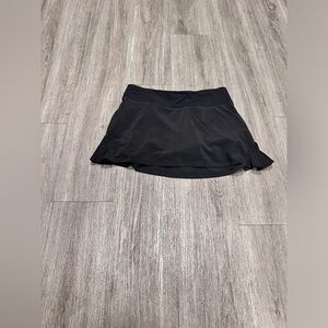 Lululemon Play Off the Pleat skirt